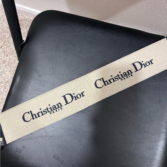 CHRISTIAN DIOR BELT SIZE 75 - Picture 5 of 7